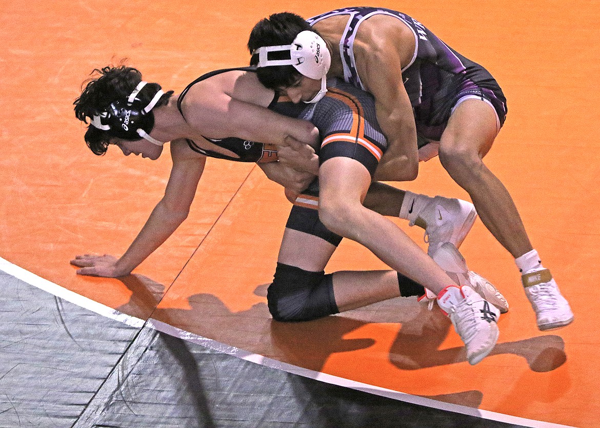 Polson's Max Ramesar scored Polson's lone win during last Tuesday's Ballers and Brawlers event in Ronan, pinning Ronan’s Skyler Sias in six minutes. (Bob Gunderson photo)