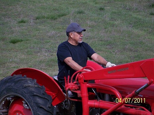 Known as Pancho or Frank by those who knew him, Fancisco Chavez loved working the land and repairing the machines that he operated on farms around the Columbia Basin.