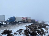 Four-vehicle pileup blocks S.R. 26