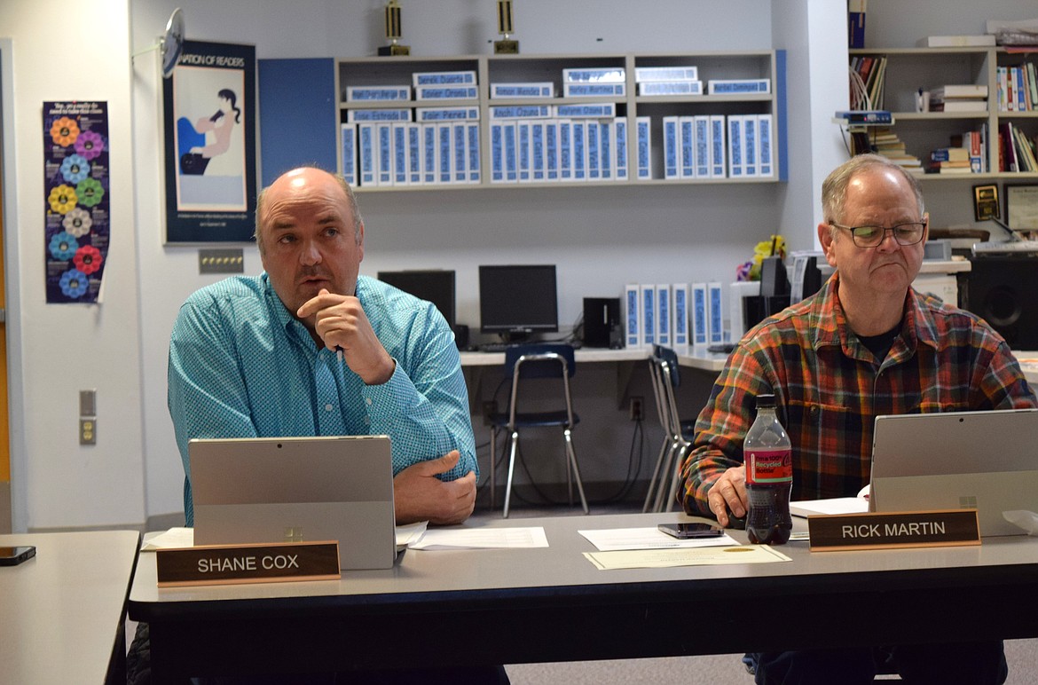 Warden School Board member Shane Cox discusses school board matters during Thursday’s regular meeting in the Warden High School library. Cox commented on the district’s need to be mindful of the upcoming end of federal relief funding for schools.