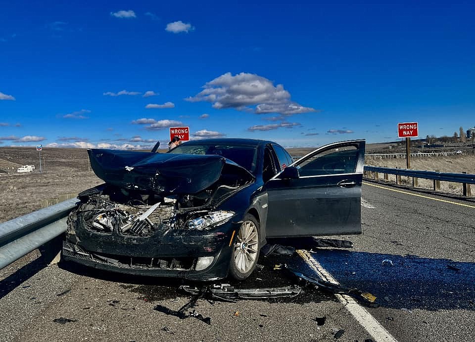 Adams County Sheriff’s deputies arrested a Portland man following a 150-mph chase that ended in a crash into the guardrail on Highway 395 Sunday.