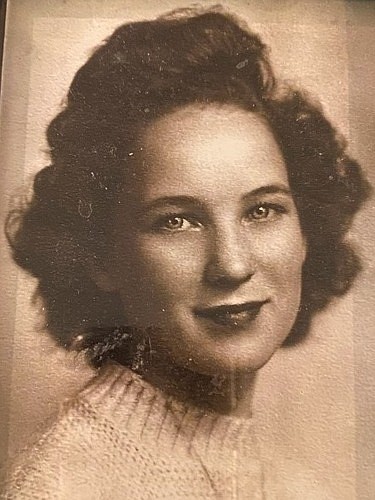 Arva Marie Leishman was the youngest of three siblings and lived a long and loving life that took her to several different parts of the U.S.