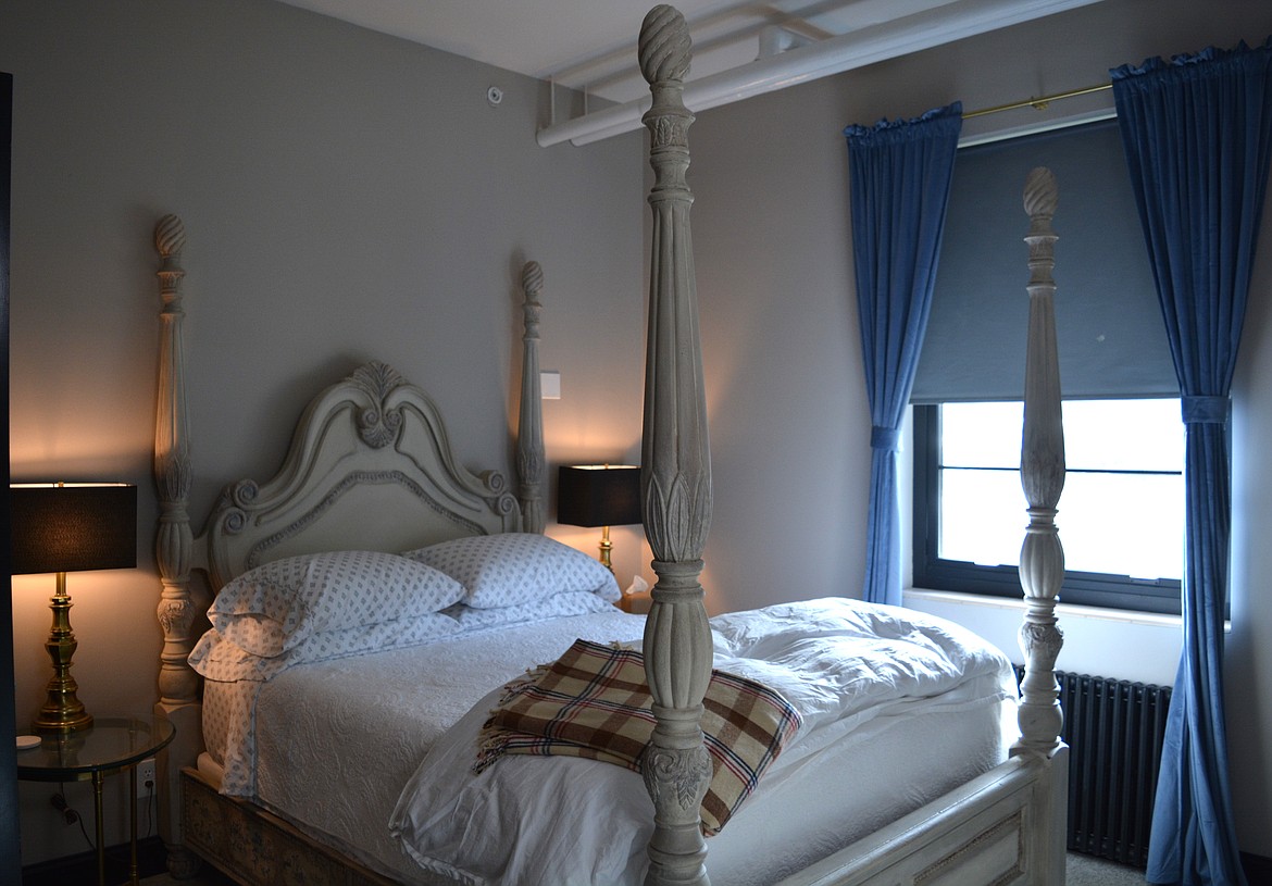 The Snowy Owl room at Silverton Mountain Manor.