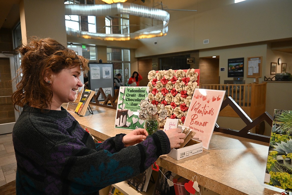 Make a paper bouquet on Valentine's Day | Coeur d'Alene Press
