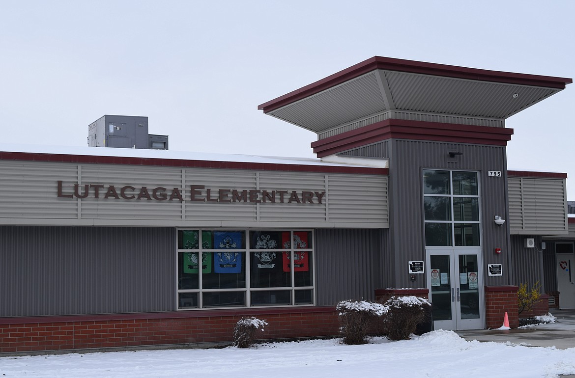 The exterior of Othello’s Lutacaga Elementary School on South Seventh Avenue. The Othello School Board recently conducted a site visit to the school, with the school following up with a presentation to the board during Monday’s regular meeting.