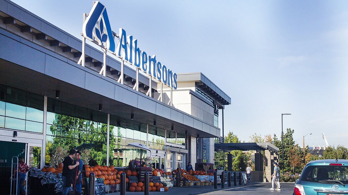 An Albertsons grocery store is seen at 1219 S Broadway Ave., Thursday, Oct. 14, 2022, in Boise, Idaho. The Federal Trade Commission on Monday, Feb. 16, 2024, sued to block a proposed merger between grocery giants Kroger and Albertsons, saying the $24.6 billion deal would eliminate competition and lead to higher prices for millions of Americans. (Sarah A. Miller/Idaho Statesman via AP, File)