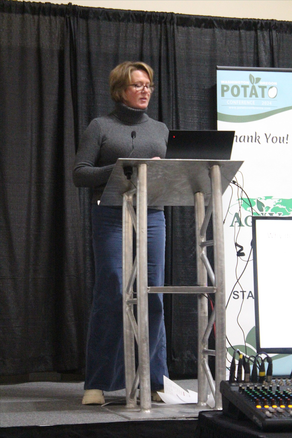 Bonnie Johnson, director of nutrition and industry relations for Potatoes USA, discussed food as medicine and artificial intelligence at the Washington-Oregon Potato Conference.