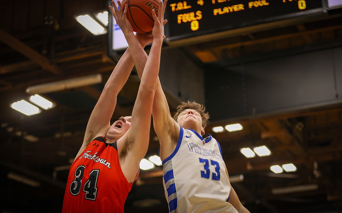 The Bigfork boys basketball teams competes at the Western A tournament in Butte. (Jeremy Weber/Bigfork Eagle)