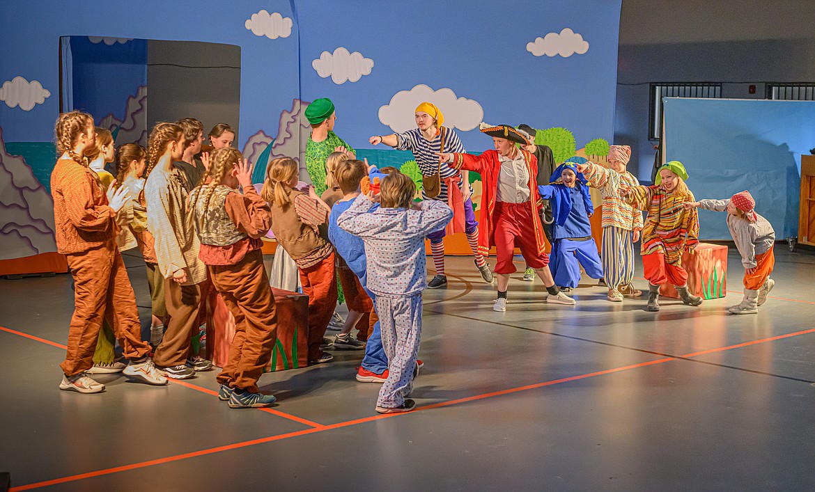 Plains student actors on stage during "Peter and Wendy" last week. (Tracy Scott/Valley Press)