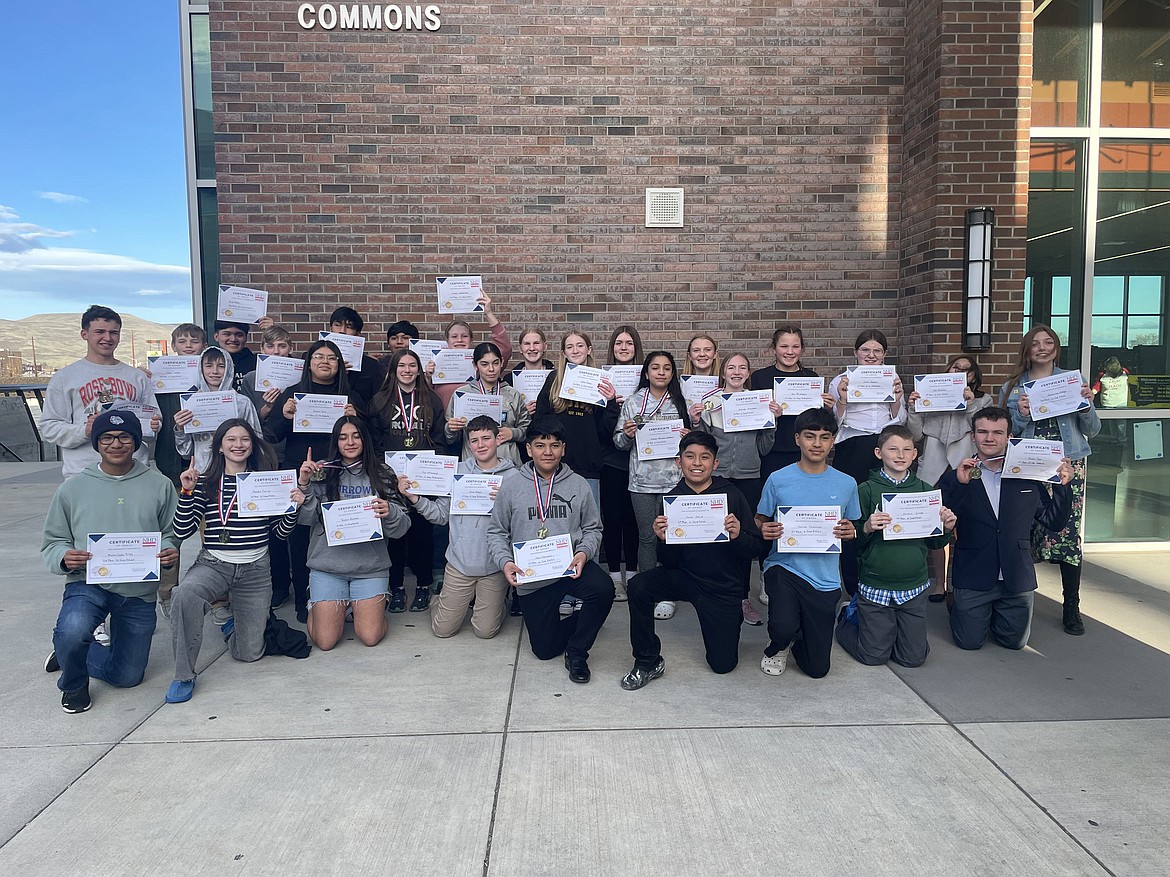 Thirty-three students from Royal School District brought home honors at the Central Washington Regional History Day competition Saturday.