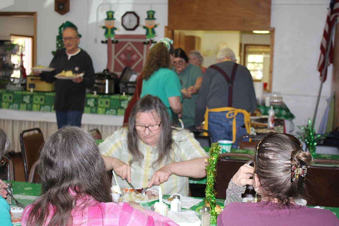 Around 75 people enjoyed the Irish fare at the Old DeBorgia Schoolhouse on Sunday. Raffled off was a beautiful sunset quilt and ‘The Luck of the Irish Basket’ valued over $300 with certificates from the Montana Bar and Hideout. Plus a custom wooden sign from Twin Creek Creations, a bottle of Irish Cream liquor, Irish butter, soda bread, crackers, tea and aged cheddar cheese.