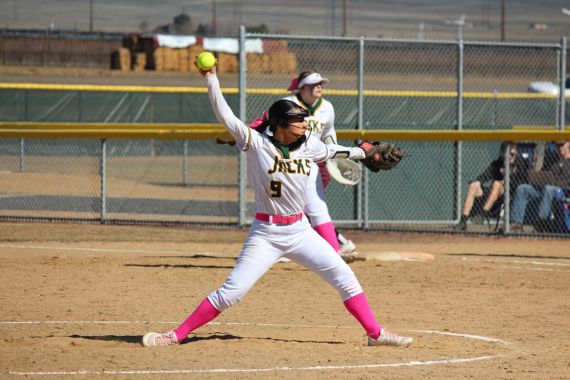 The Quincy softball team swept a doubleheader with the Wahluke Warriors Saturday to remain undefeated.
