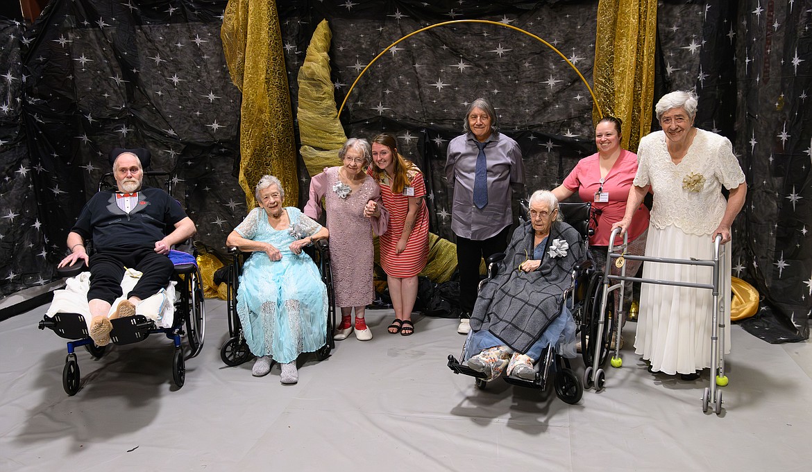 Ben Saylor, Bette Eitelberg, Dorothy McCune, Lila Riffle, Laura Gee and Douglas Makescoldweather in their finest attire for the first Super Senior Prom in Plains last week. (Tracy Scott/Valley Press)