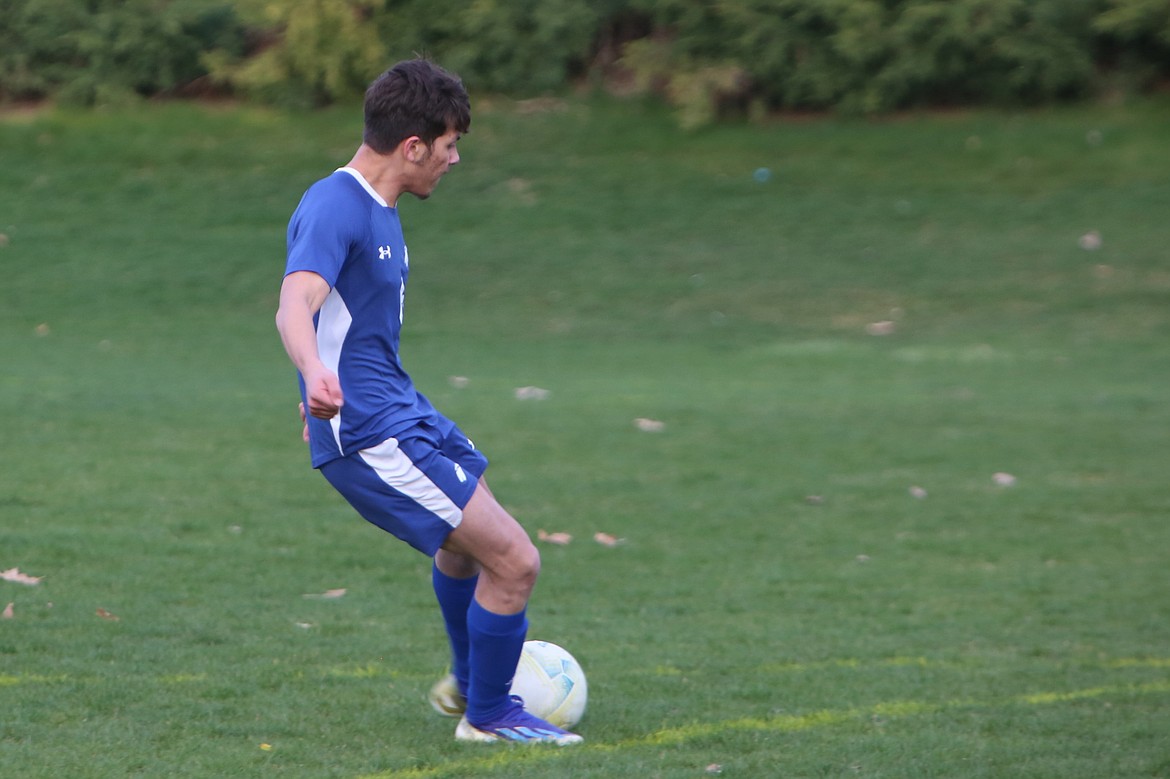 Warden junior Sergio Ramirez scored the Cougars’ lone goal of Monday’s 2-1 loss to Connell.