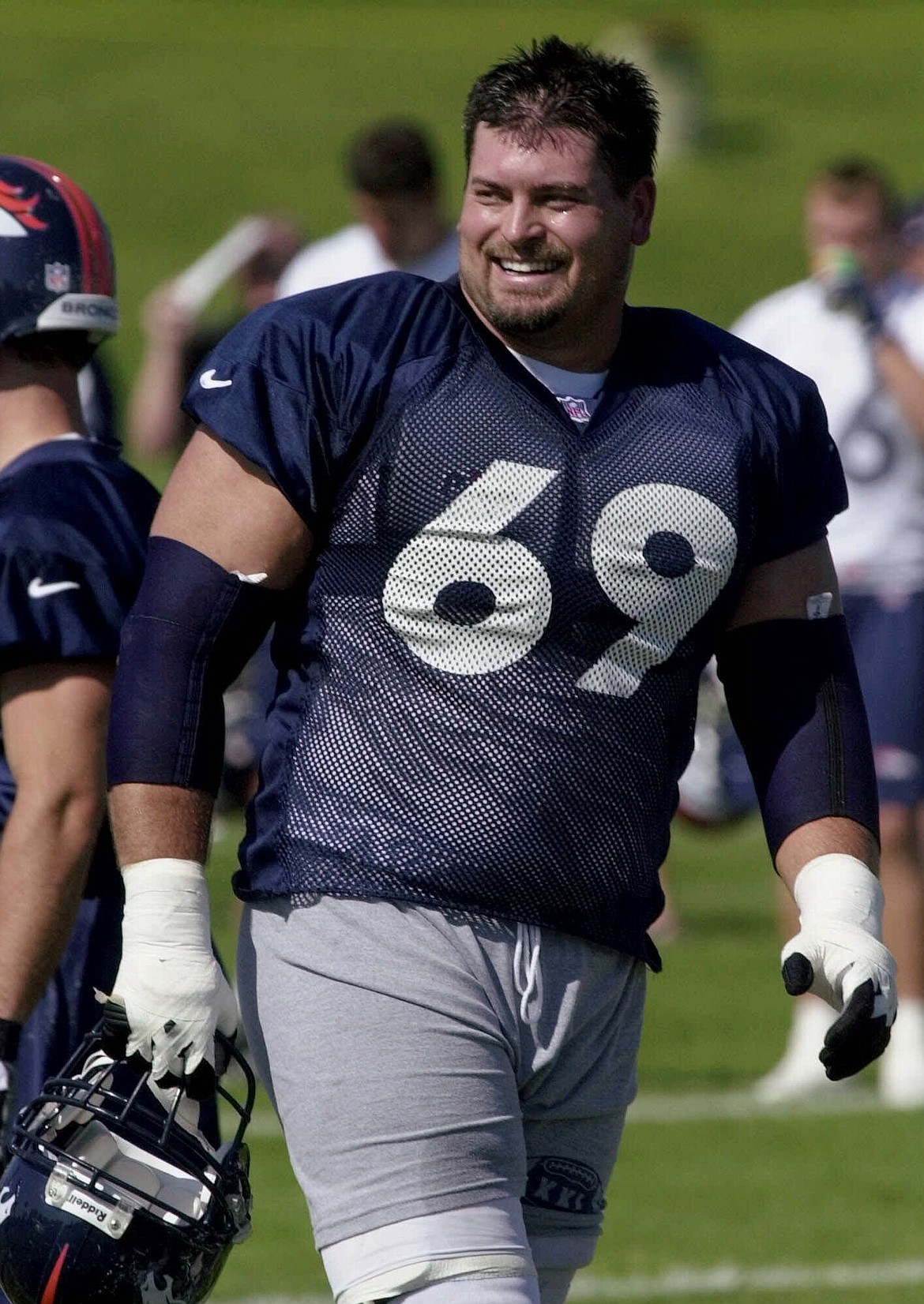 DAVID ZALUBOWSKI/Associated Press
Mark Schlereth at Denver Broncos training camp in 2000 in Greeley, Colo.