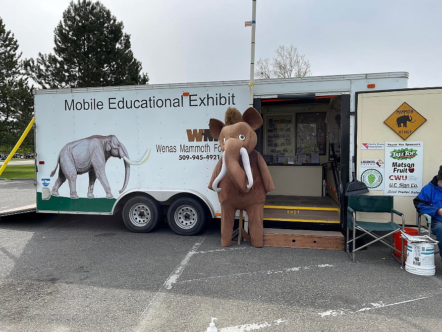 The Wenas Creek Mammoth Foundation’s Mobile Education Unit will be at the Moses Lake Museum & Art Center Saturday, with exhibits, activities and actual mammoth fossils.