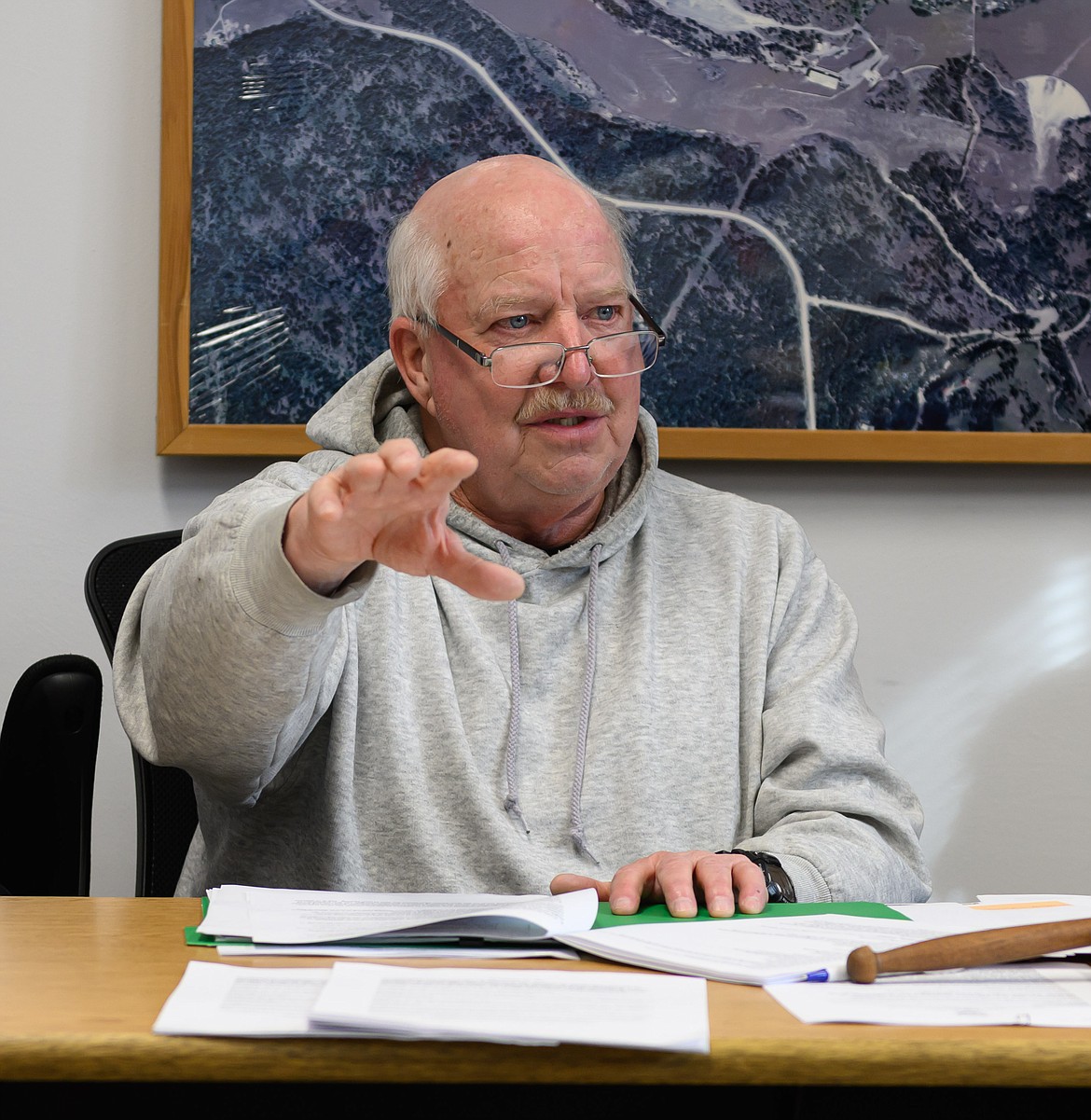 Zoning board member Mark Sheets discusses a variance request from Mosher Transportation. (Tracy Scott/Valley Press)