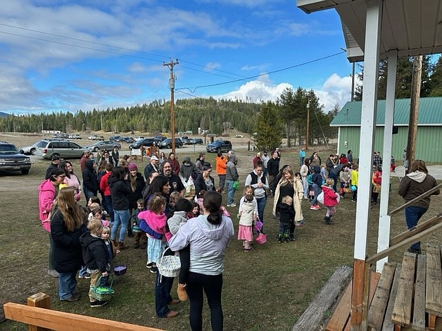 Families come out for the Curley Creek Easter Egg hunt.