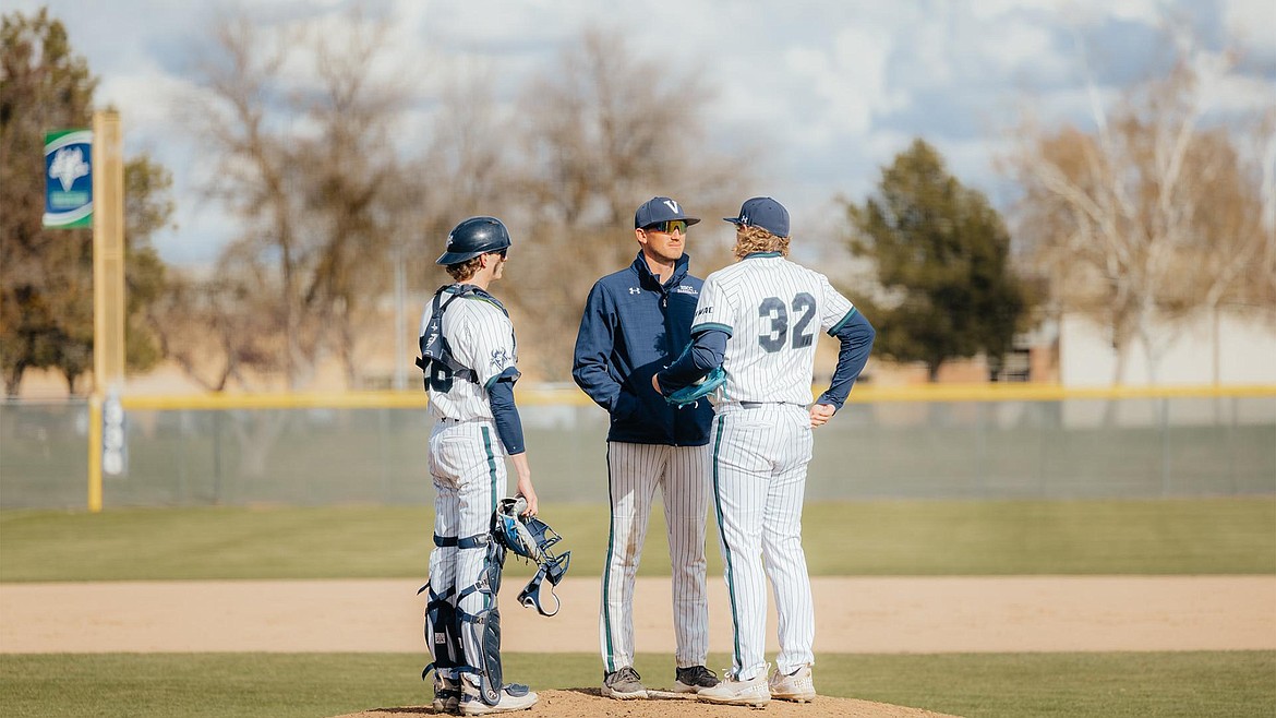 Big Bend dropped both of its outings against Blue Mountain CC over the weekend, falling 7-2 before suffering a 6-5 loss.