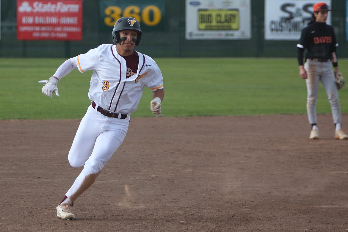 Moses Lake junior Jackson Carlos (9) runs to third base in the bottom of the sixth inning against Davis on Tuesday. Carlos, along with senior Jayce Stuart and junior Cruz Martinez, tied for a team-high in runs scored (2).