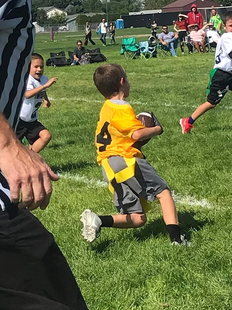 For first and second-grade players, Moses Lake Grid Kids offers flag football teams for players to get an introduction to football.