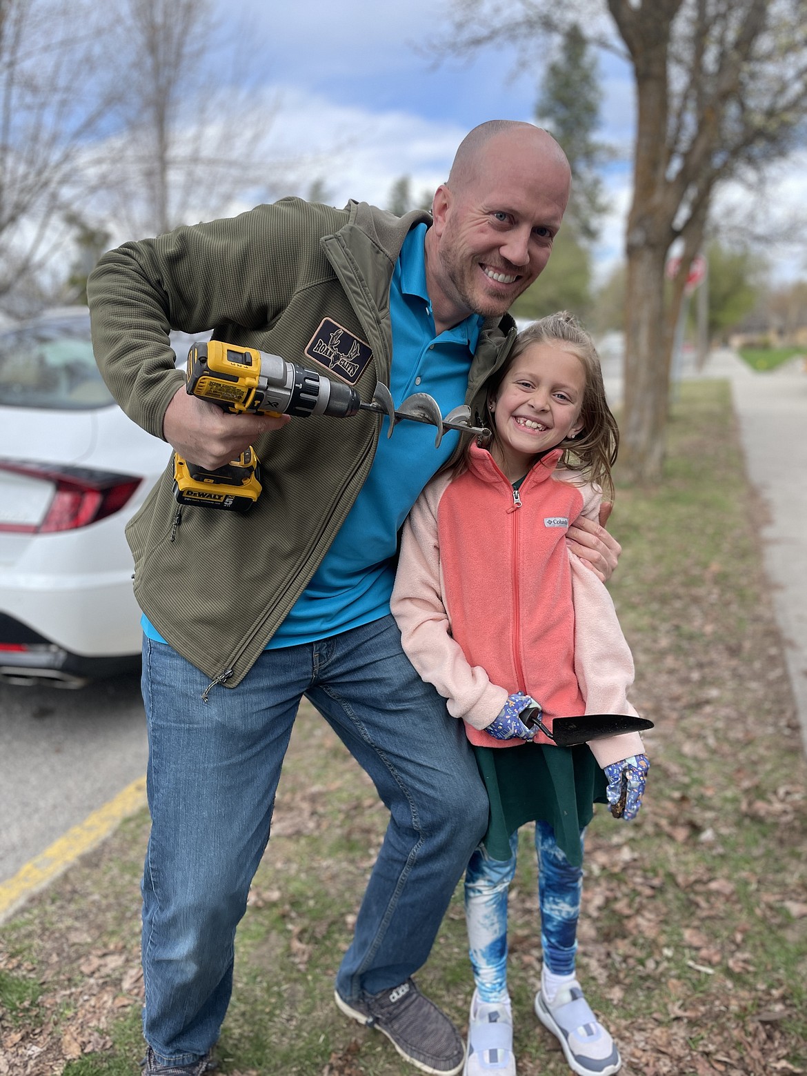 Father and daughter Jed and Delilah Hinkins helped with a gardening project as part of the Kindness 101 Club at Sorensen Magnet School.