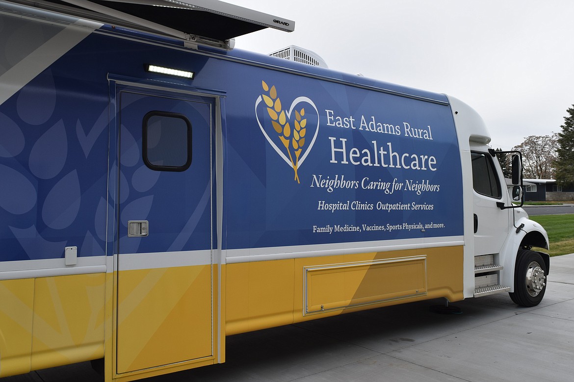 Exterior of East Adams Rural Healthcare’s 40-foot mobile clinic, which is fully equipped with auxiliary and generator power, a Starlink internet connection, and primary care exam and immunization facilities.