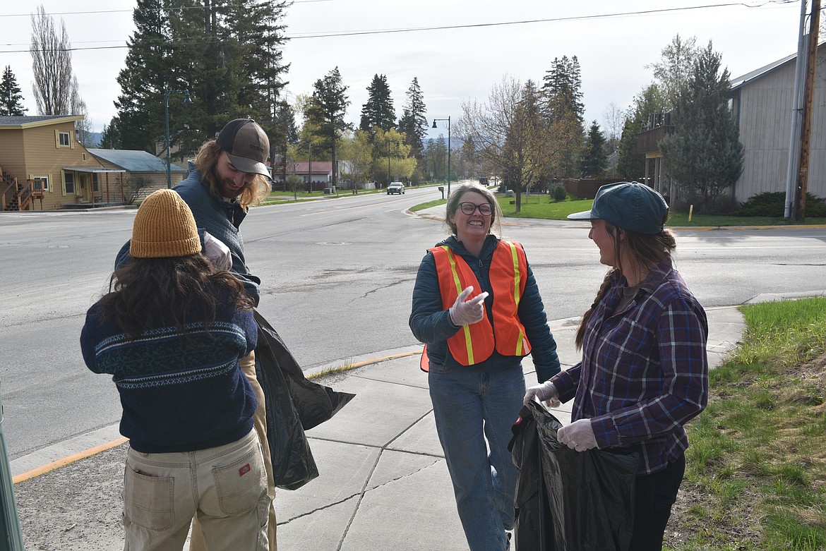 A team from the Farmer’s Market were one of many local businesses taking on the Clean the Fish effort together.