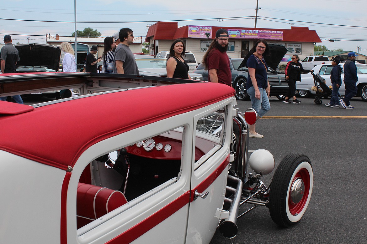 Melvin Cherry’s 1929 street rod gets a look from the crowd at the 2023 Spring Festival car show.