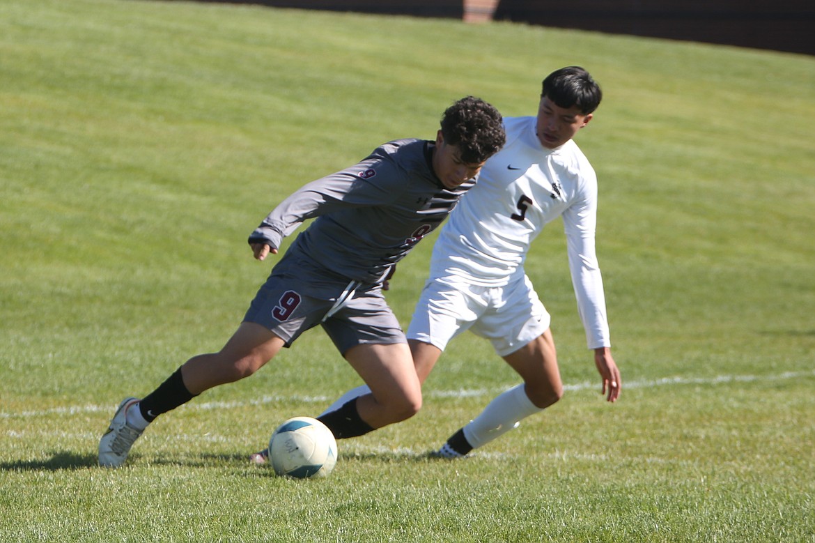 Wahluke senior Diego Olivares (9) scored Wahluke’s second goal of the game late in the first half on Tuesday.