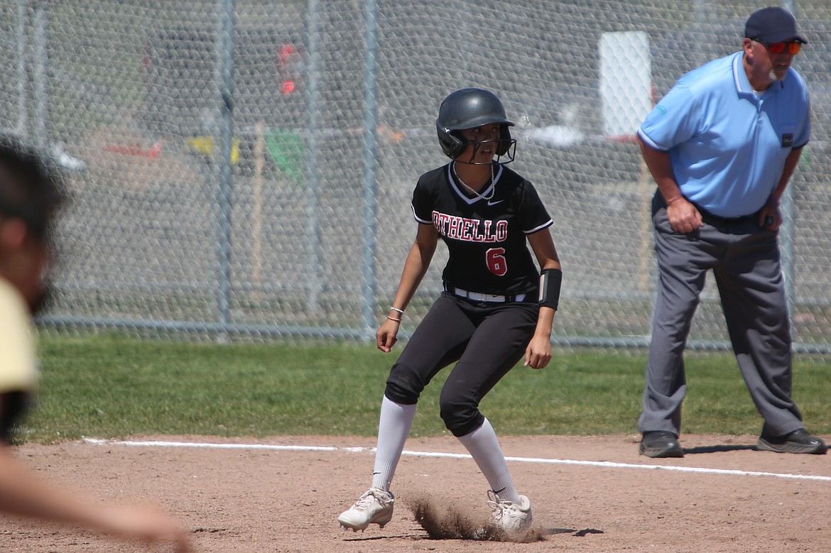 Othello junior Kaelee Valdez (6) led the Huskies with three RBI in Saturday’s 13-0 win over Selah in the Central Washington Athletic Conference district tournament.