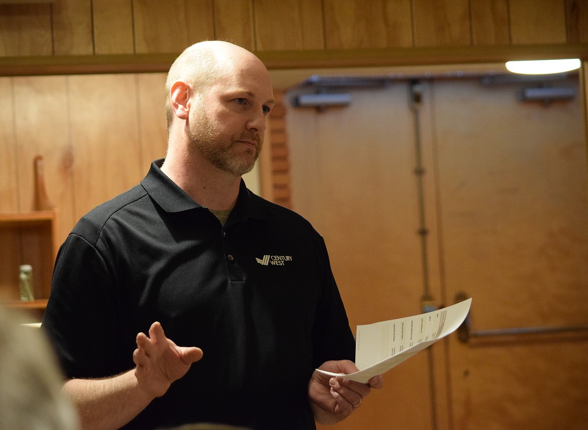 Century West engineer Dan Remmick presents to the Lind Town Council Tuesday on the firm’s ongoing projects in Lind, including a $1.7 million loan offered by the Department of Health to install a new well in town.