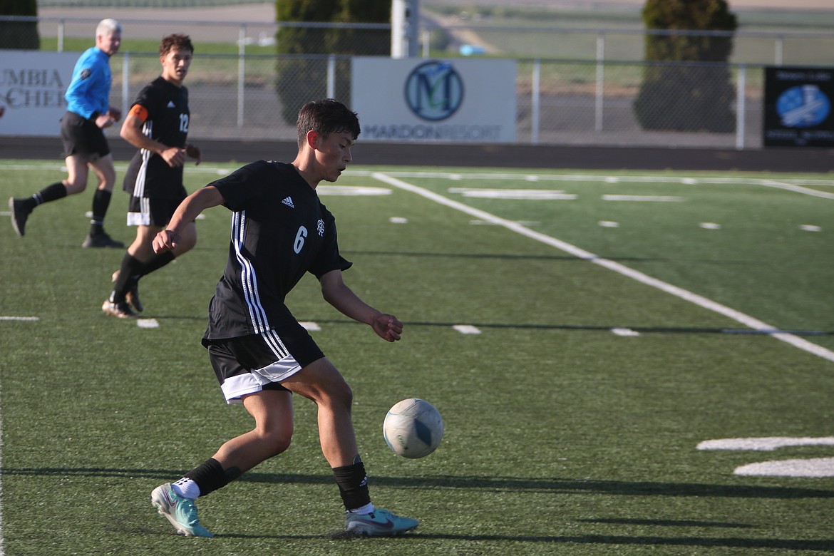 Royal sophomore Ernesto Deras (6) converted on his penalty kick attempt in the fifth round of Saturday’s shootout against Seton Catholic, sealing a 3-1 win for the Knights.