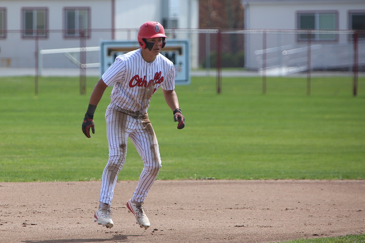 Othello senior Xzyan Martinez keeps his eye on the pitcher while leading off second base during a game against Prosser on April 13. Othello finished the season with an 18-6 record, finishing in second place in the CWAC and reached the league’s district championship game.