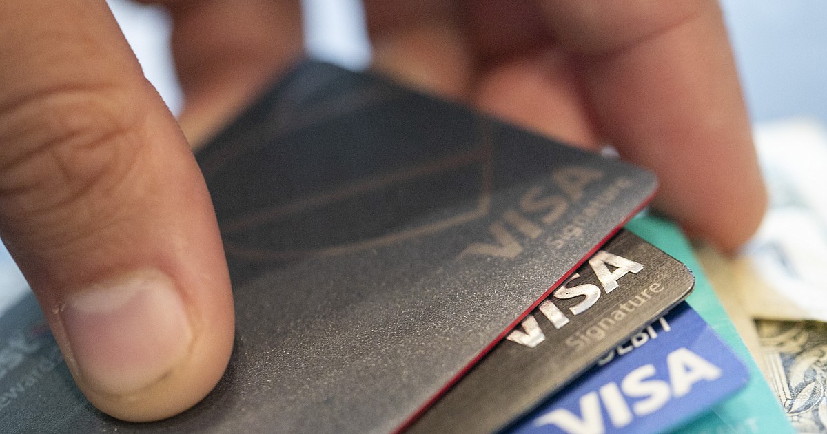 Borrowers, especially the young, struggle with credit card debt in potentially bad sign for economy - Vimarsana News