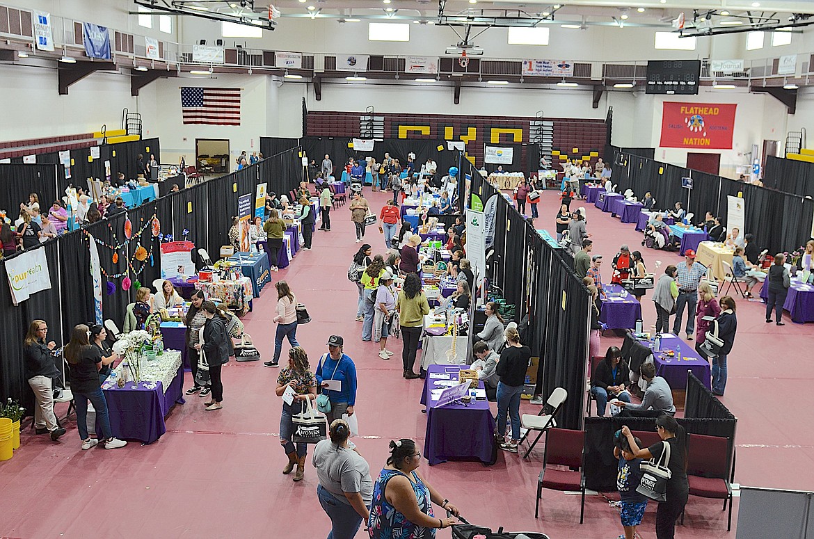 Women 4 Wellness connected 45 vendors with more than a thousand visitors last Thursday, filling the Joe McDonald Health and Fitness Center to the brim. (Kristi Niemeyer/Leader)