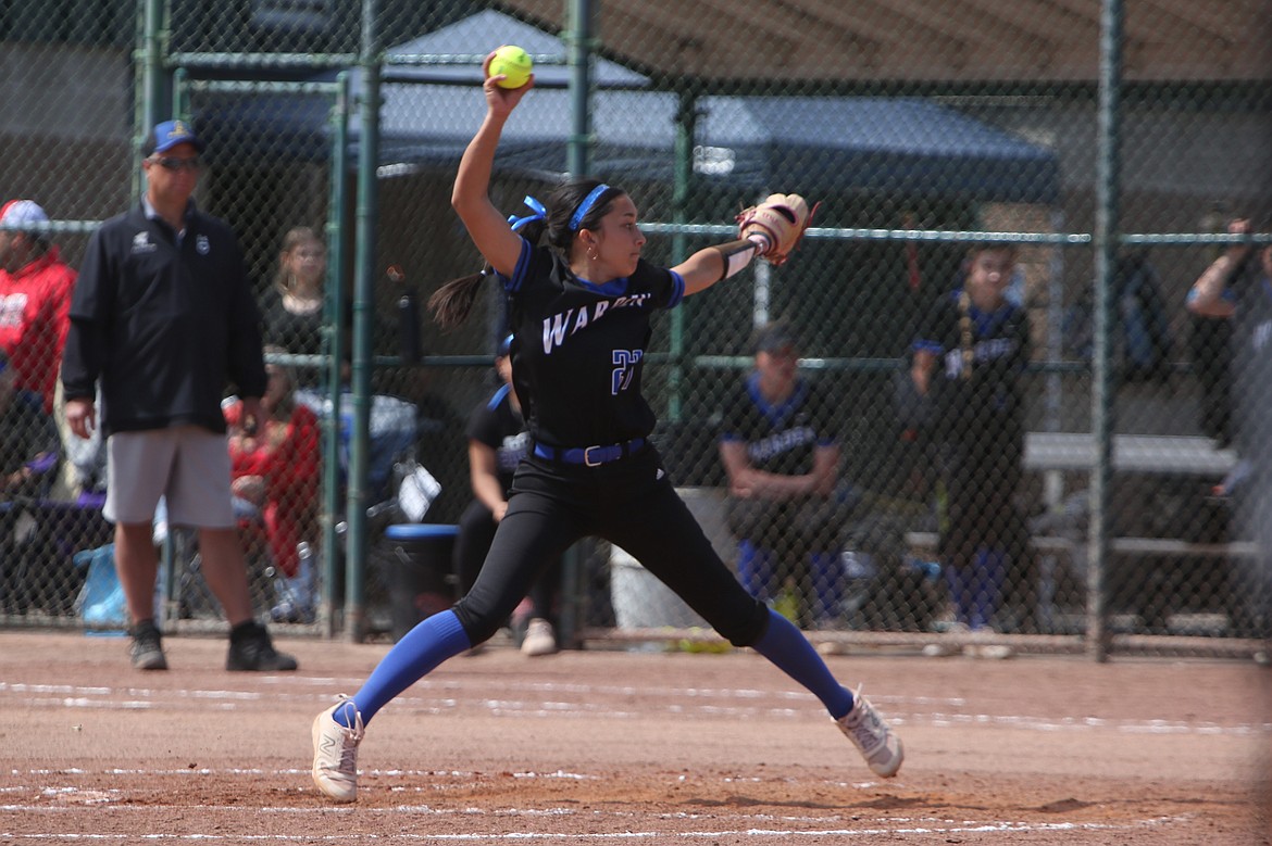 Warden senior Emma Cox pitches against Adna in the 2B state championship game on Saturday.