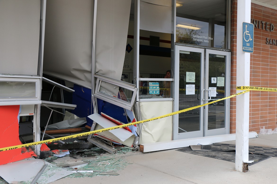 Crash closes Sandpoint post office Bonner County Daily Bee