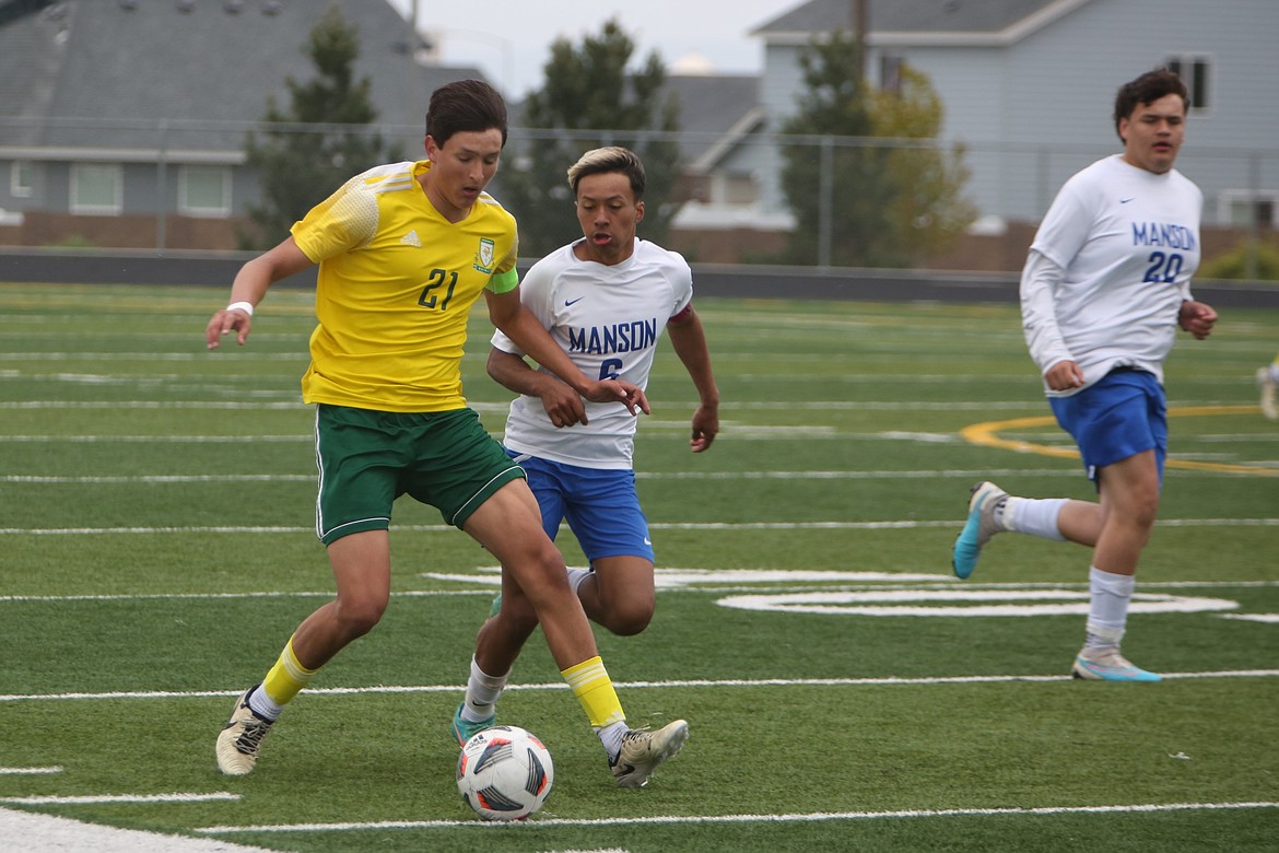 Quincy junior Kasey Toevs (21) was one of seven Jackrabbit boys soccer players to receive all-league awards this spring, four of which were first-team awards.