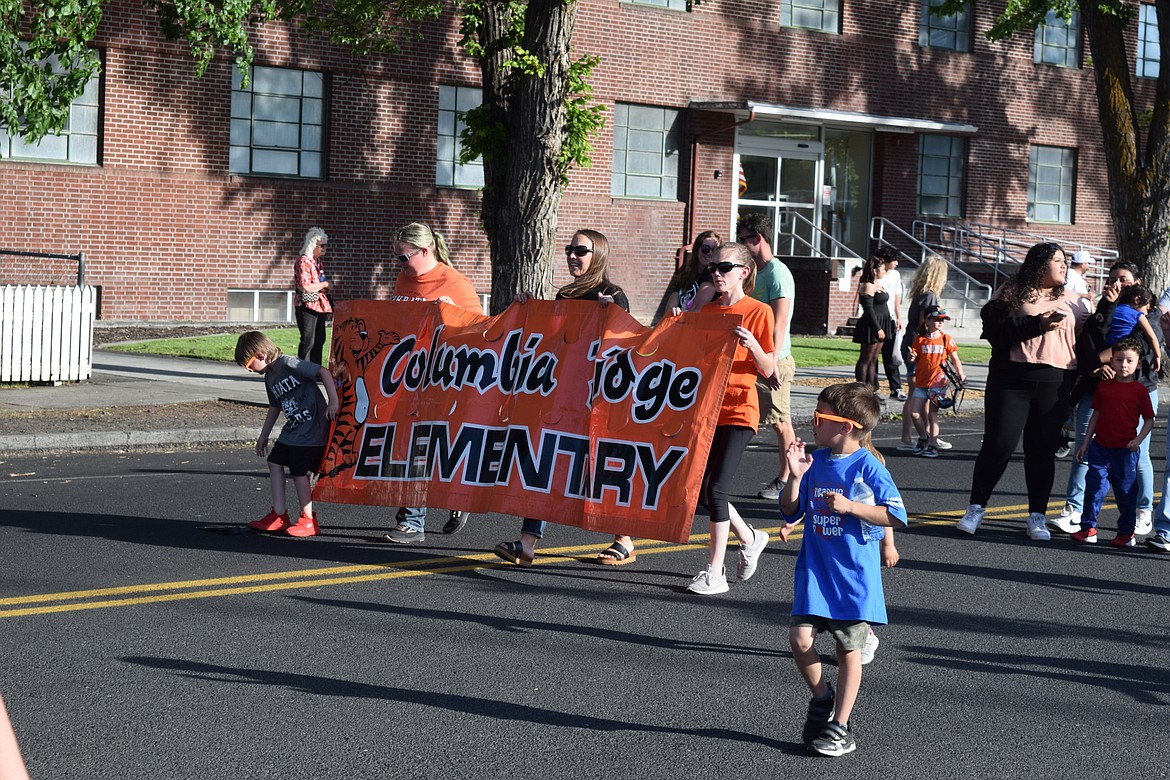 The students of Columbia Ridge Elementary and their teachers, parents and other staff had fun in the Kiddie Parade.