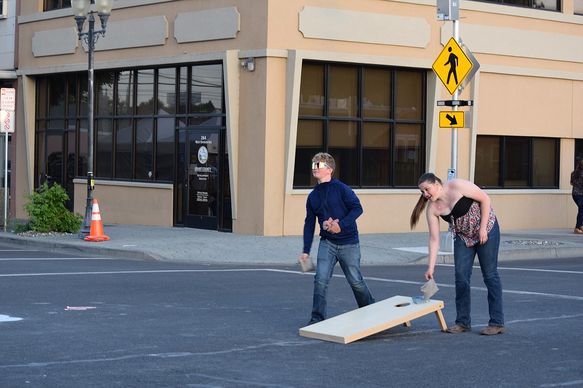 The bean bag toss was a hit with young and old alike, whether during a tournament or just for fun throughout this year’s Sage-N-Sun. Even hot pavement didn’t keep folks from tossing back and forth for fun and laughs.