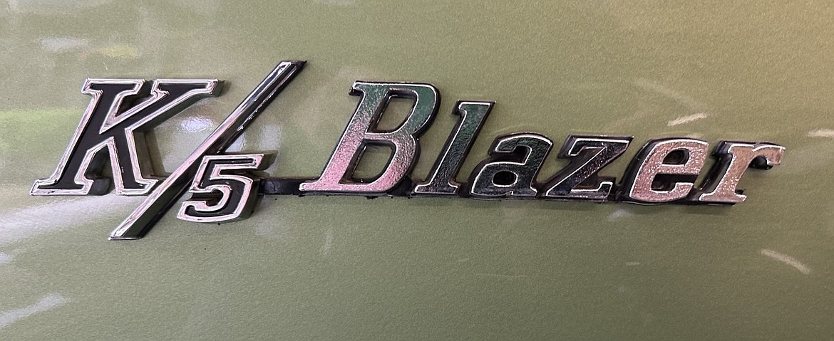 An emblem of a restored 1972 Blazer.