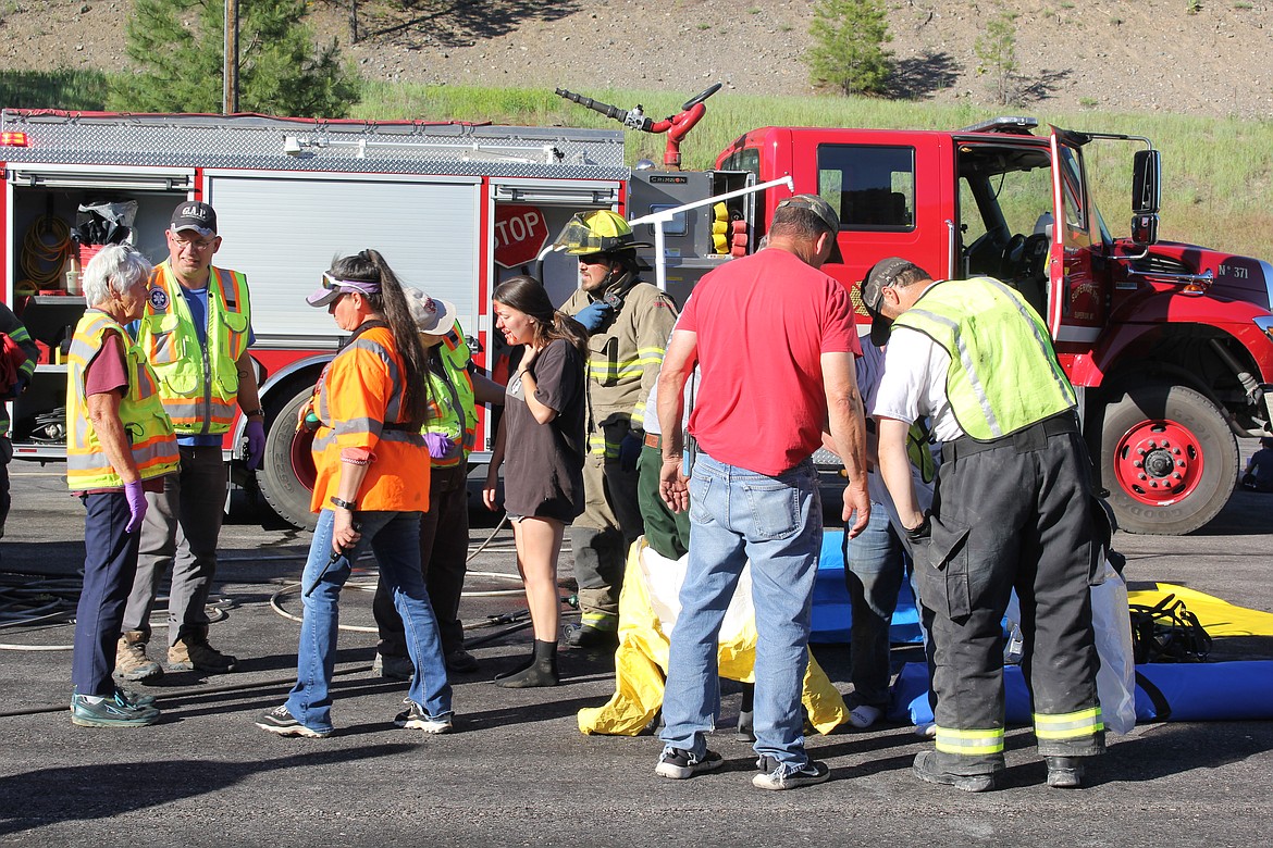 EMTs and fire departments worked cohesively in the training exercise. (Monte Turner/Mineral Independent)