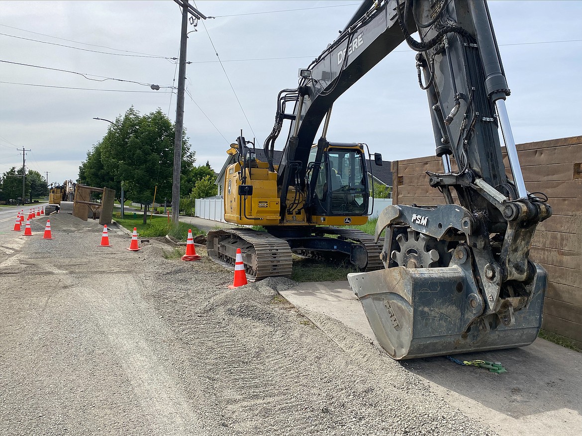 The Post Falls Sewer Main Project is currently underway along 12th Avenue, impacting traffic near Sugar Maple Road.