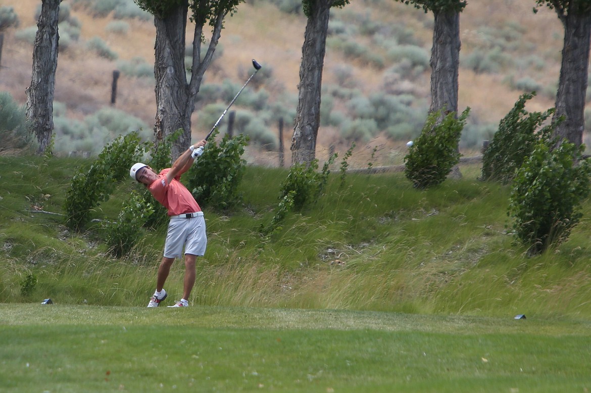 Jace Minni, from Delta, BC, tees off at the WA Golf Men’s Amateur Championship last week. Minni tied for fifth place with a score of 210.