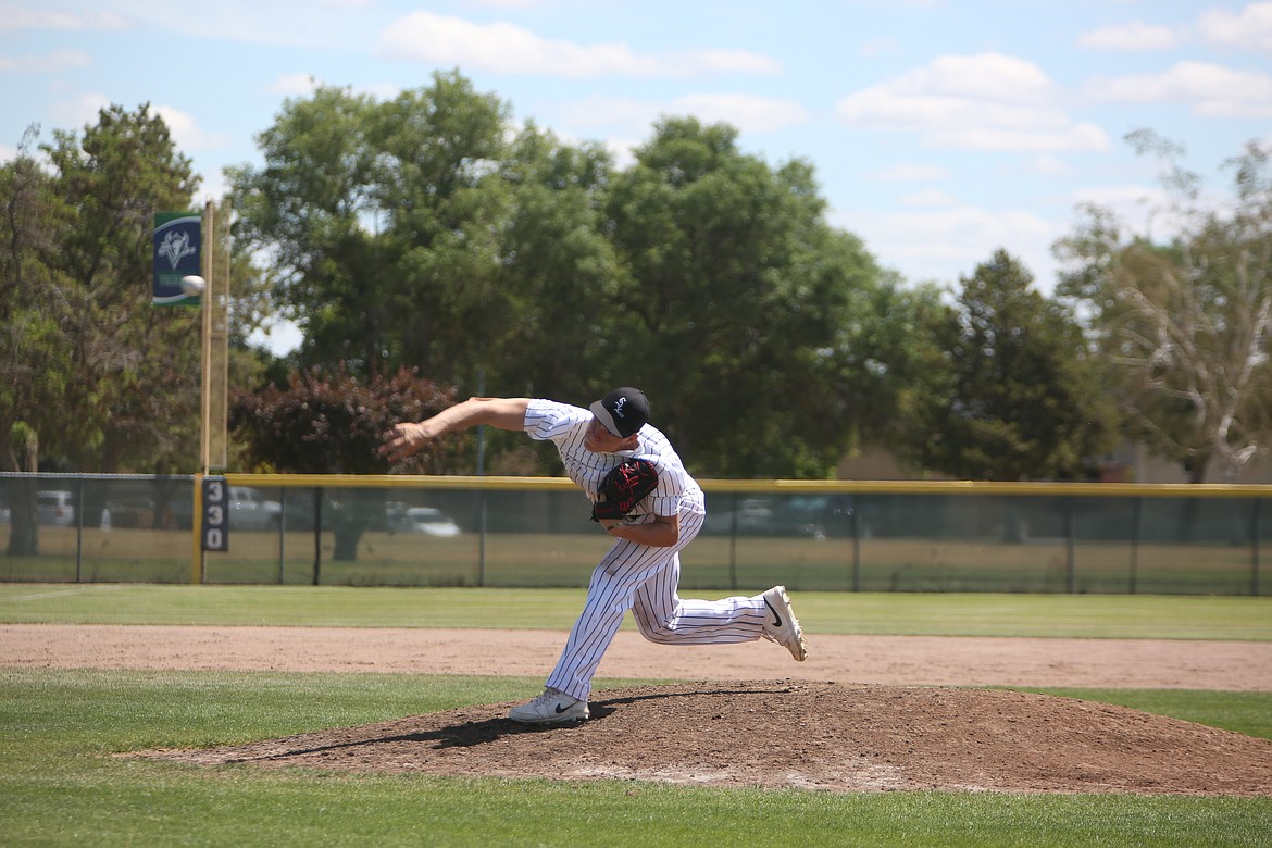 16U Central Washington Sixers pitcher Bodie Yale tosses a pitch during Friday’s game against RSP Underclass at Big Bend Community College in Moses Lake.