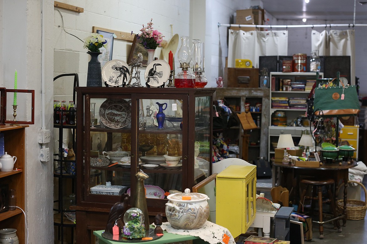 While co-owners Ken Haisch, Marion Lester, Teresa Allen, Karla Bartness and Bobi Spence all contribute to the collection at 3rd Ave Antiques, the bulk of the collection comes from Larry Tracy, who passed away in 2023.