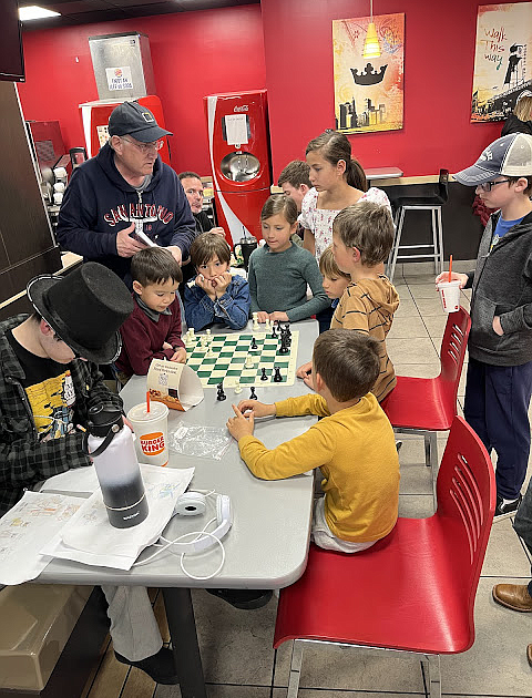 Kings, queens and more to do battle