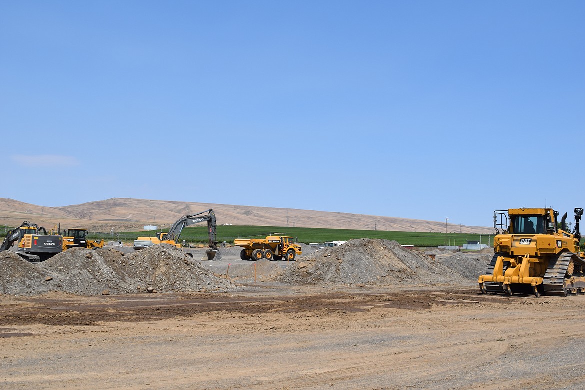 Crews are working to put in infrastructure for a new CAD Homes development in Mattawa just north of Priest Rapids Drive, near Saddle Mountain Elementary, in Mattawa.