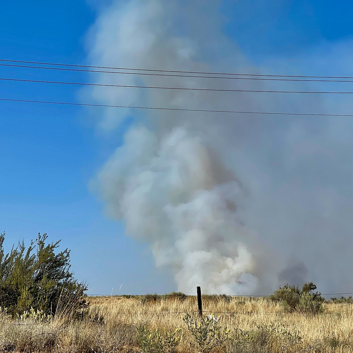 A fire north of Wilson Creek didn't threaten the town Thursday evening, but did manage to burn an estimated 180 acres in just a few hours.